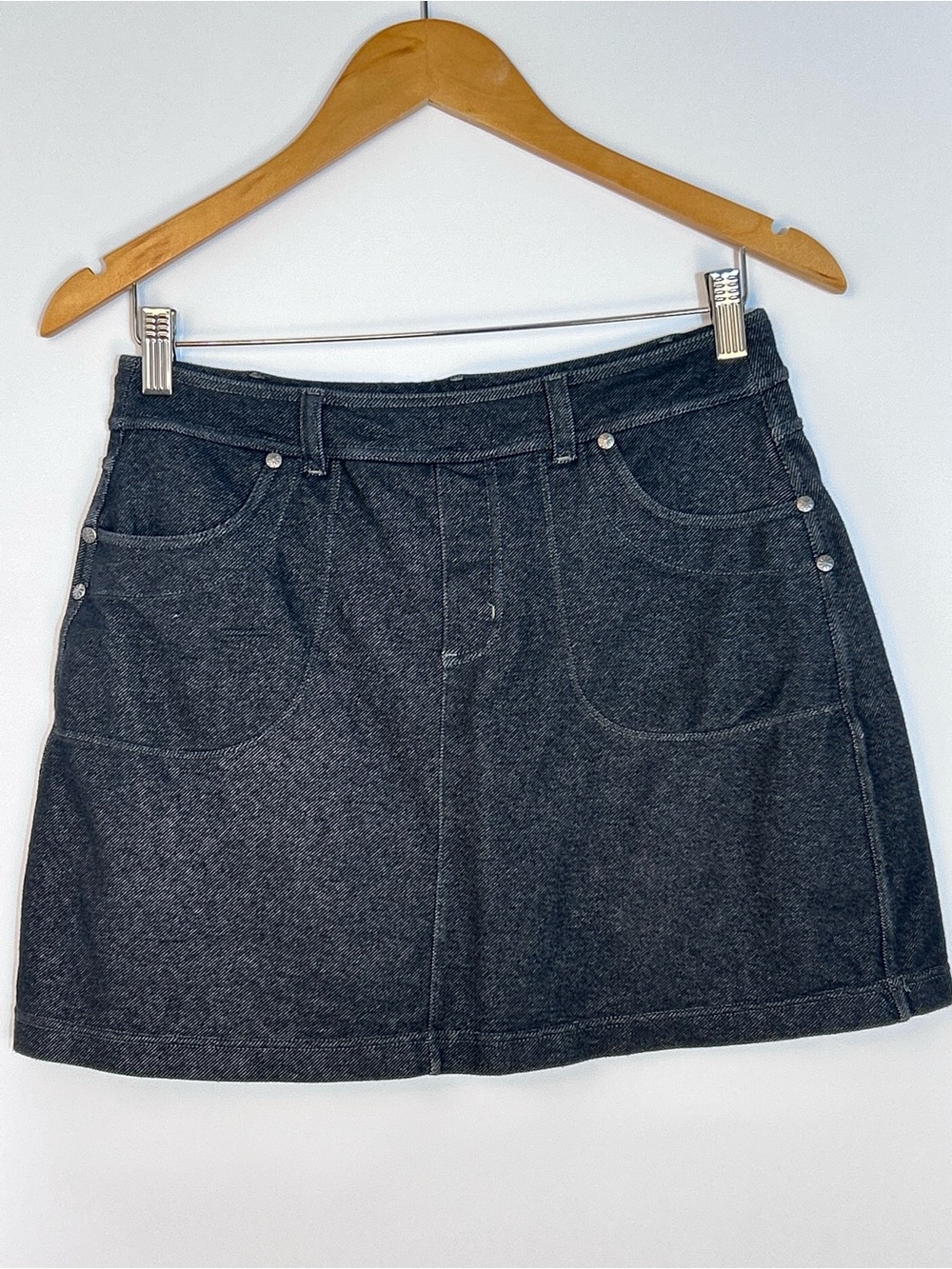 Athleta Dark Blue Denim Look Skort Built-In Shorts Size Small